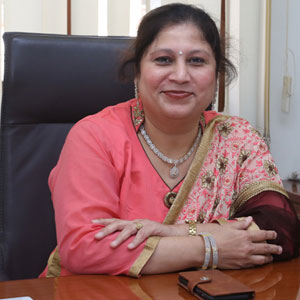 Dr. Pooja Ramchandani,Principal